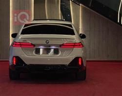 بی ئێم دەبڵیو سیریەس 5